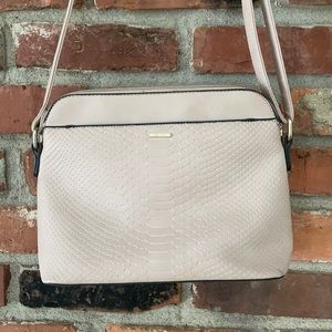 Lovevook purse! Medium size with long strap.